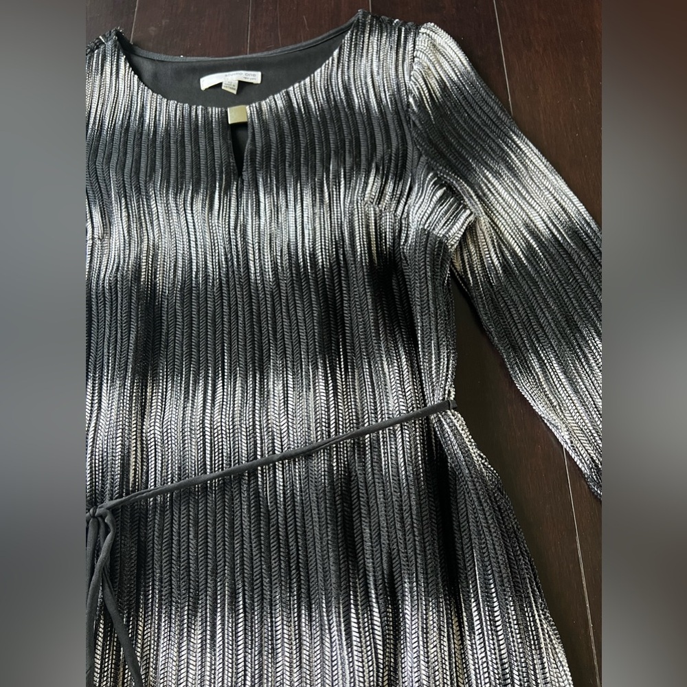 Studio One Belted Sheath Dress Black Gray Knit Keyhole Size 10 Work Chic - Picture 4 of 9